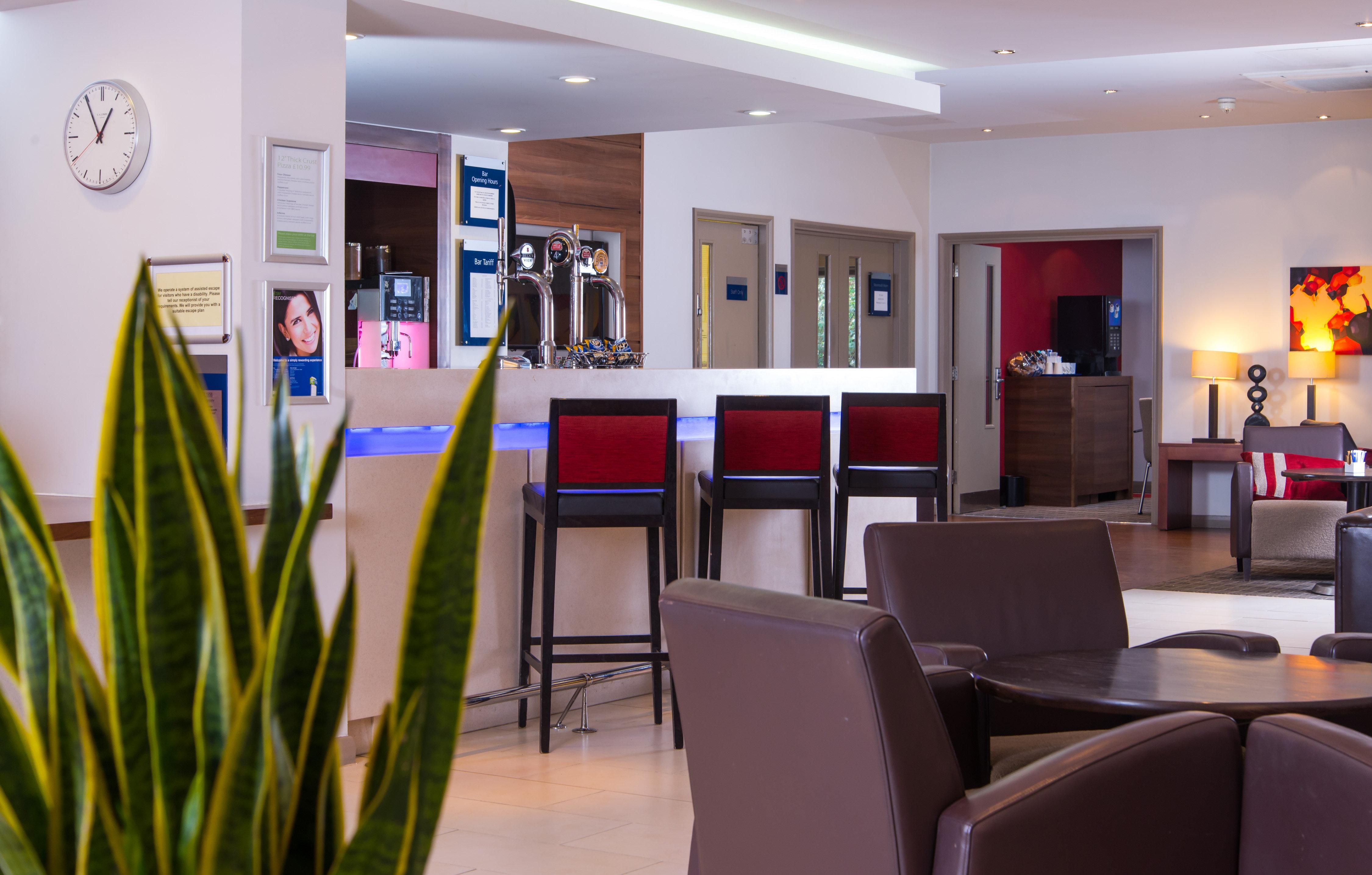Holiday Inn Express Taunton East By Ihg Exterior foto